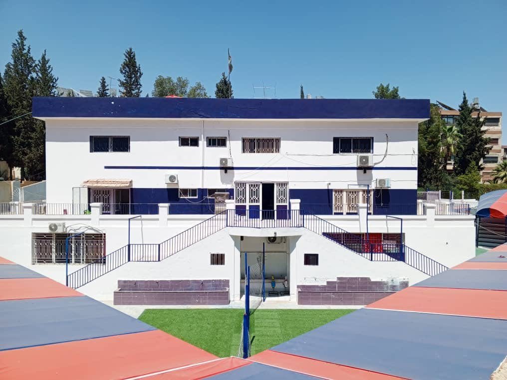 أهالي طلاب مدرسة في دمشق يعترضون على تشميعها